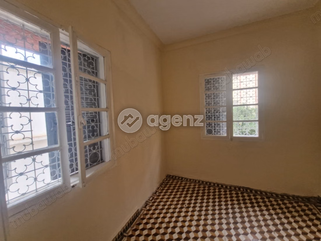 Casa in vendita 103 m², 6 camere Complesso Saramito Meknès