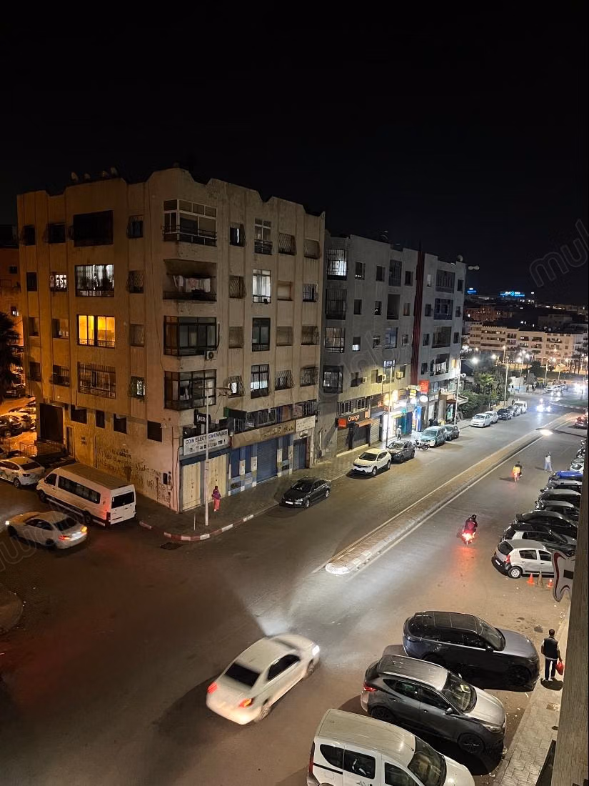Apartment for sale in Tabriquet. 7 rooms. Traditional lounge, general satellite dish