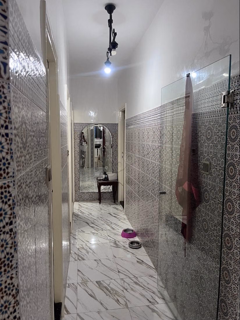 Apartment for sale in Tabriquet. 7 rooms. Traditional lounge, general satellite dish