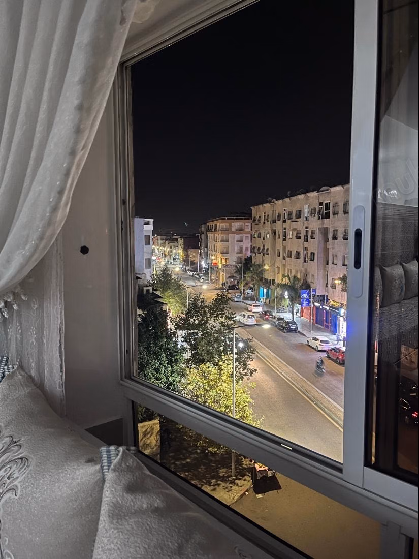 Apartment for sale in Tabriquet. 7 rooms. Traditional lounge, general satellite dish