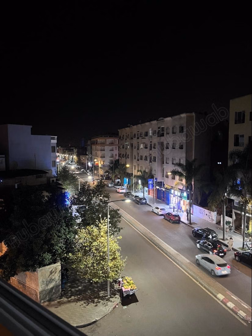 Apartment for sale in Tabriquet. 7 rooms. Traditional lounge, general satellite dish
