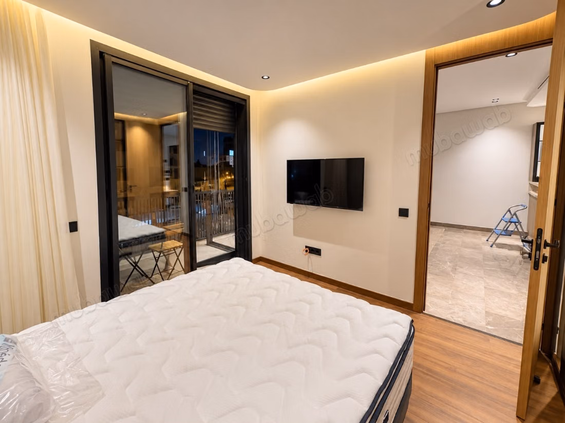 Studio neuf meublé riviera