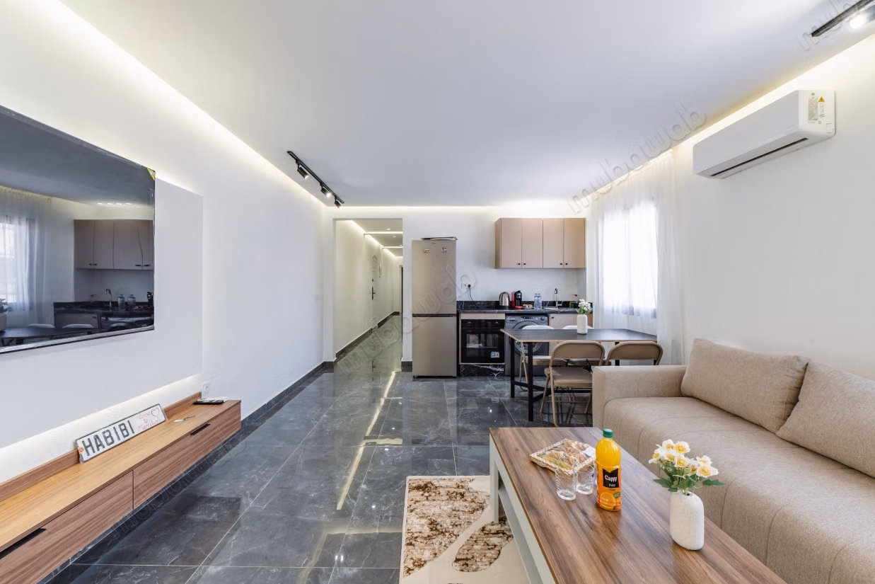 Location d'un appartement à Gueliz 
3 chambre de luxe meublé