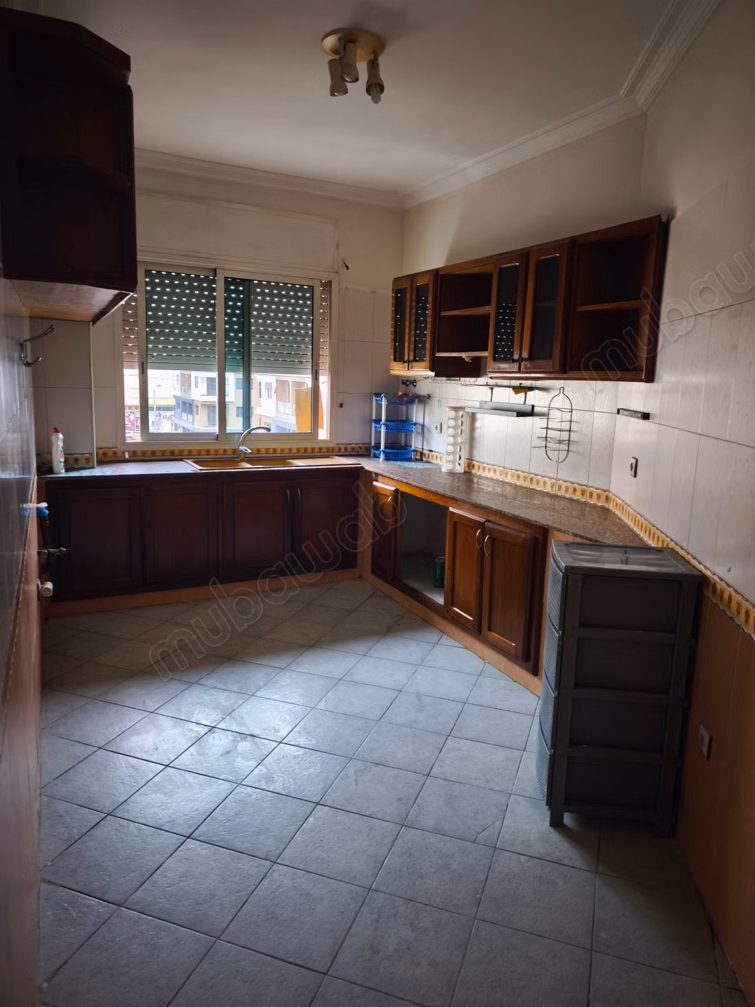 Location d'un appartement à Mandarona. 5 grandes pièces. Sécurisé 24/24