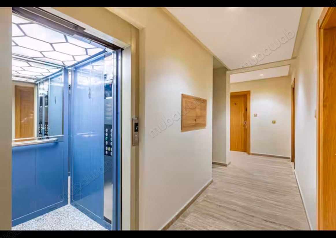 Apartment for sale in Guéliz. 2 large rooms. Well furnished