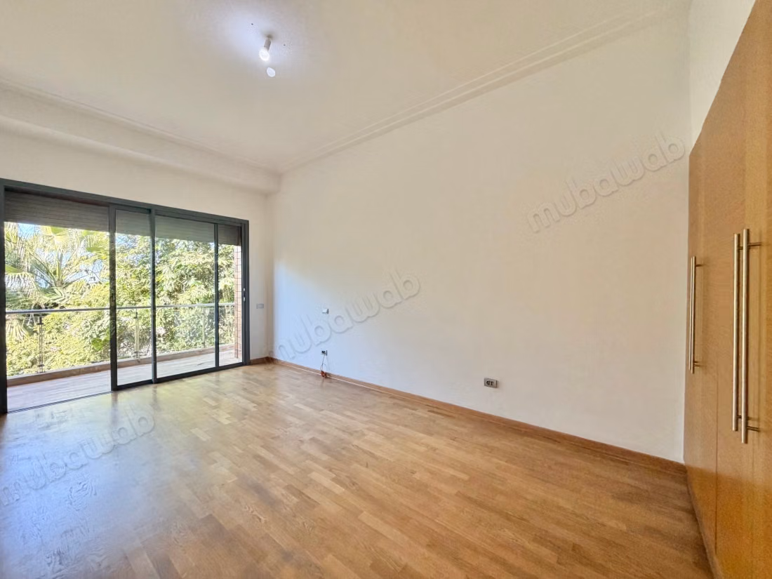 Très bel appartement en location à Ain Diab. 4 chambres agréables. Piscine