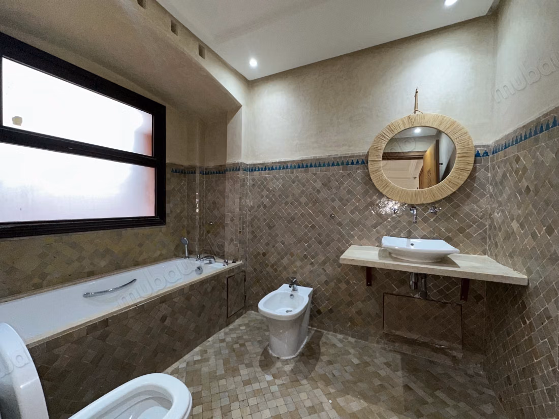 1. Duplex de Prestige avec Jardin et Piscine en Résidence Sécurisée – Route de l’Ourika, Marrakech