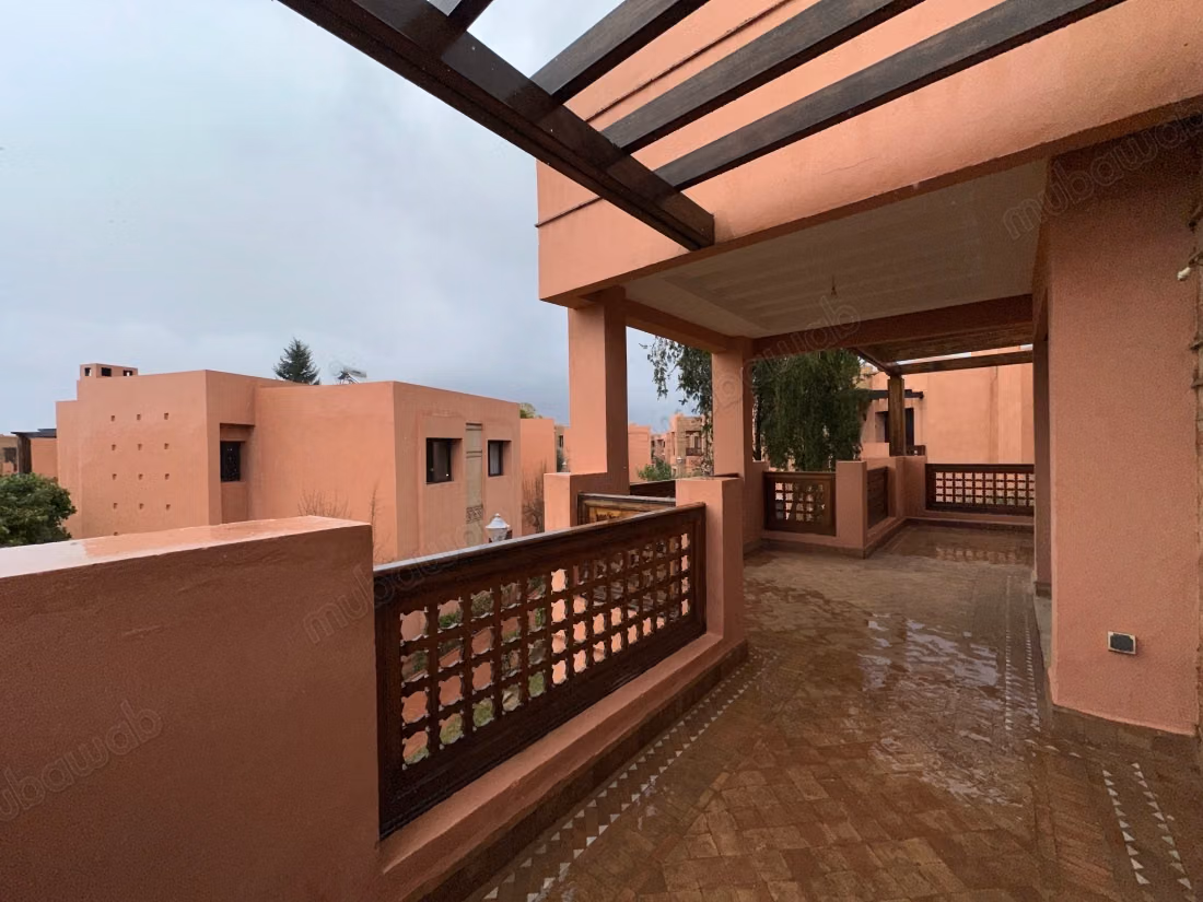 1. Duplex de Prestige avec Jardin et Piscine en Résidence Sécurisée – Route de l’Ourika, Marrakech