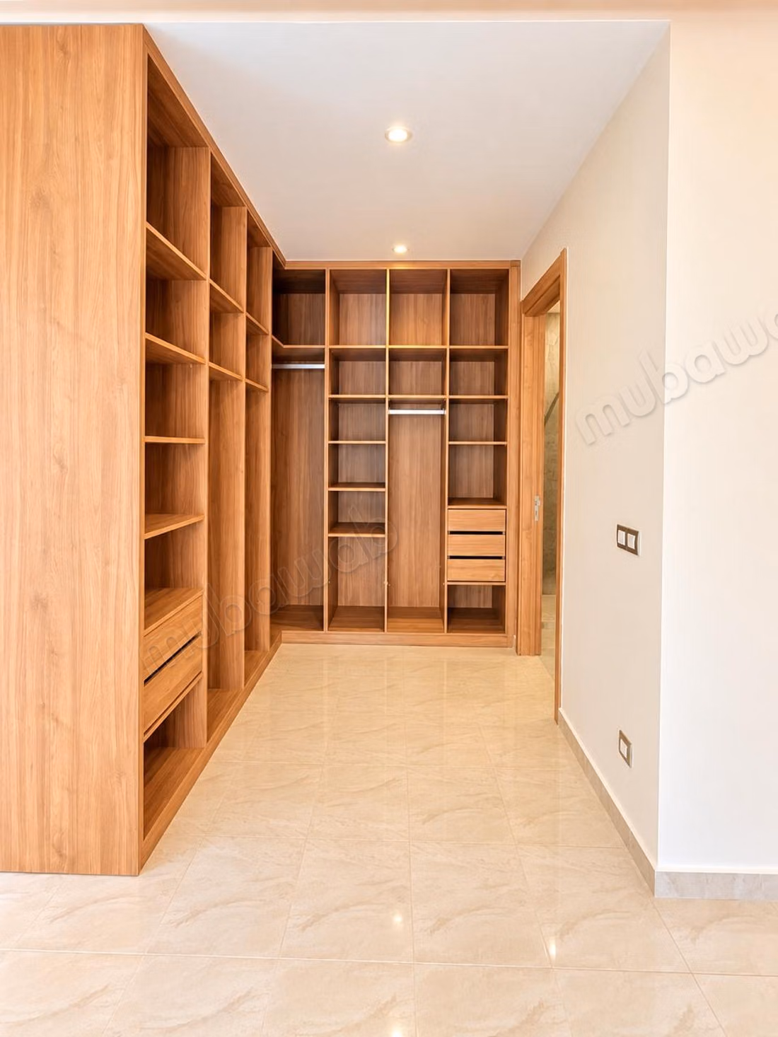 فيلا معاصرة رائعة من مستوى عالٍ