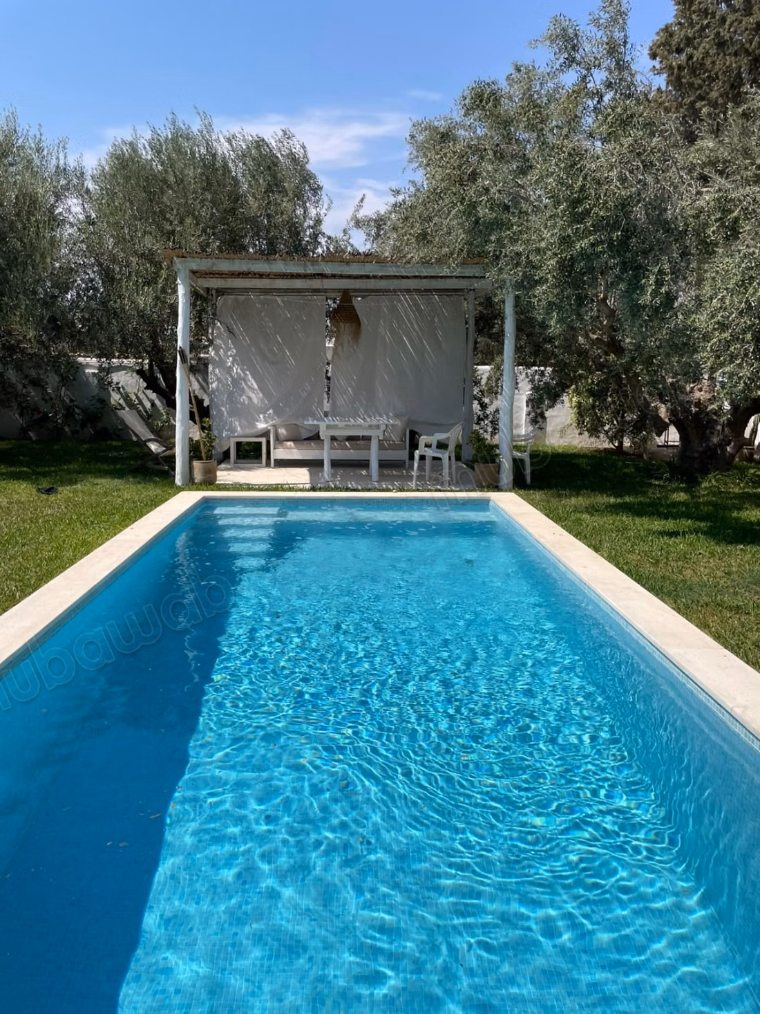 A louer Villa entièrement meublée avec piscine à Hammamet