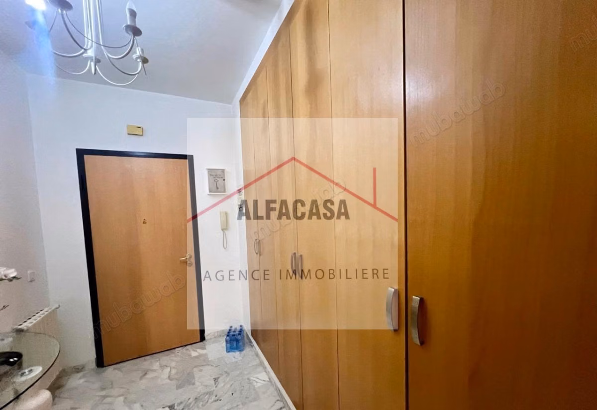 For sale an S4 apartment with garden in Aouina Gardens