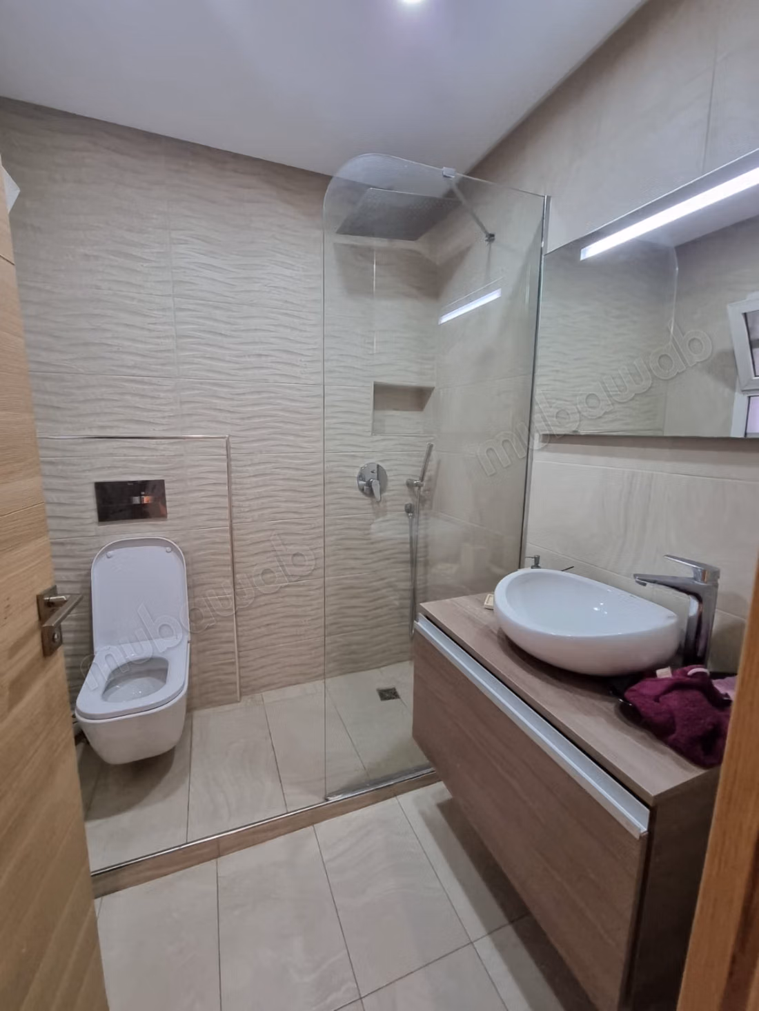Appartement en location à Gauthier. Superficie 170 m². Parking et terrasse
