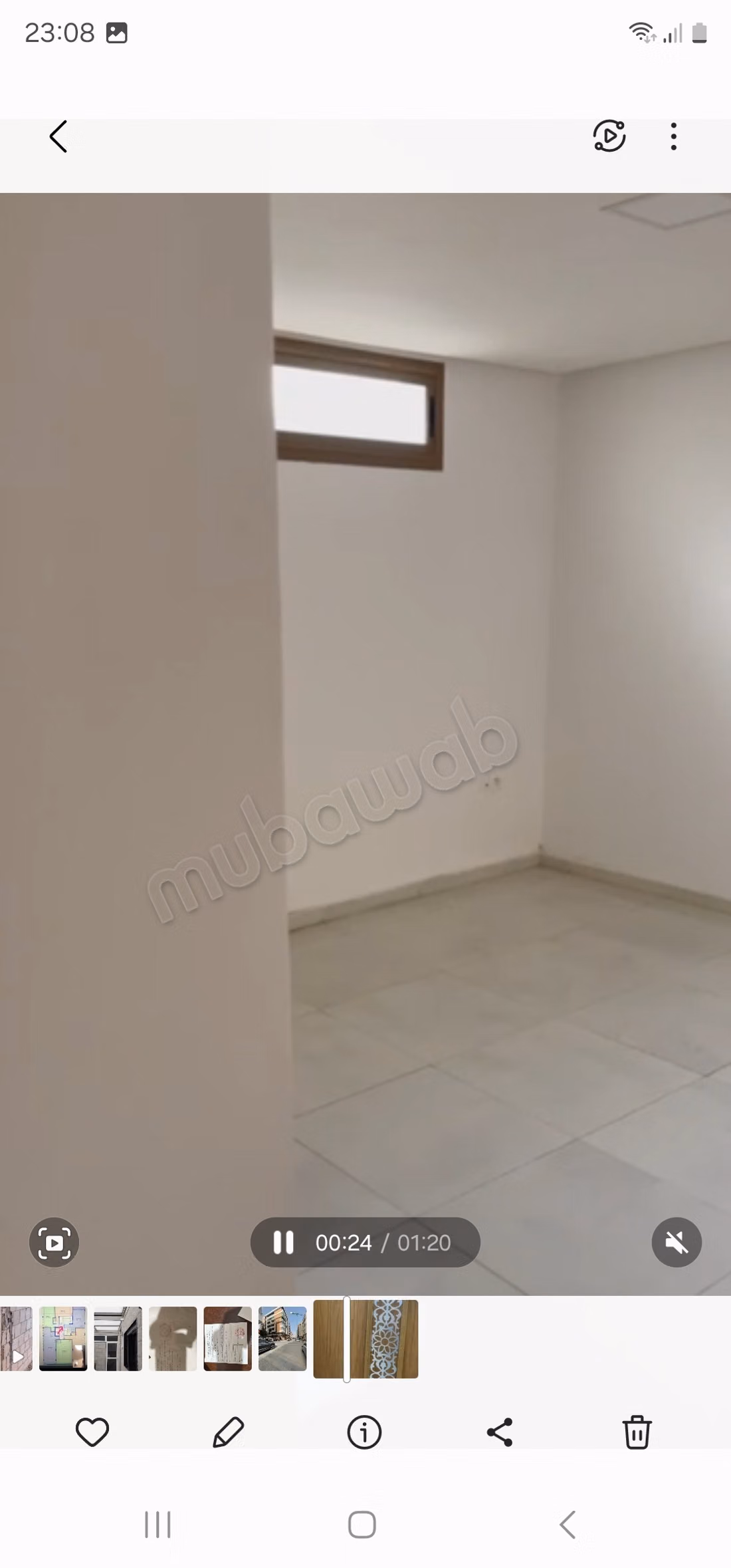 Bureau à louer ou à vendre au centre-ville. Superficie totale 60 m². Gardien