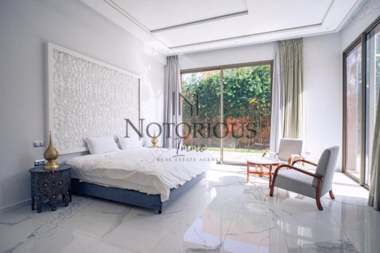 Prestigious villa for rent