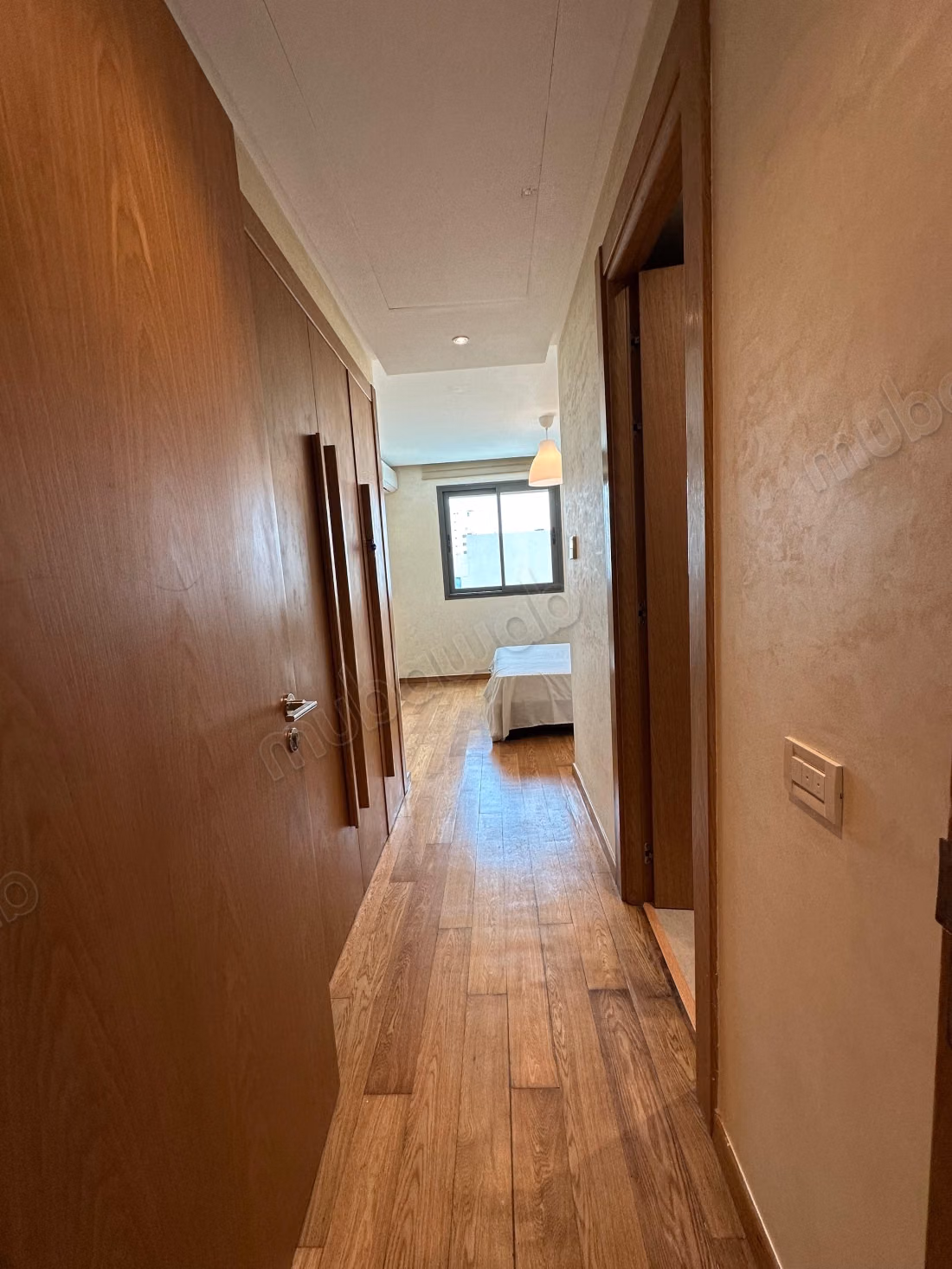 Superbe appartement à louer à Ain Diab. 2 chambres. Cave