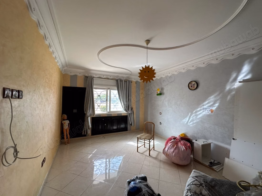 Grande Maison à Vendre à Islane 
Nassim