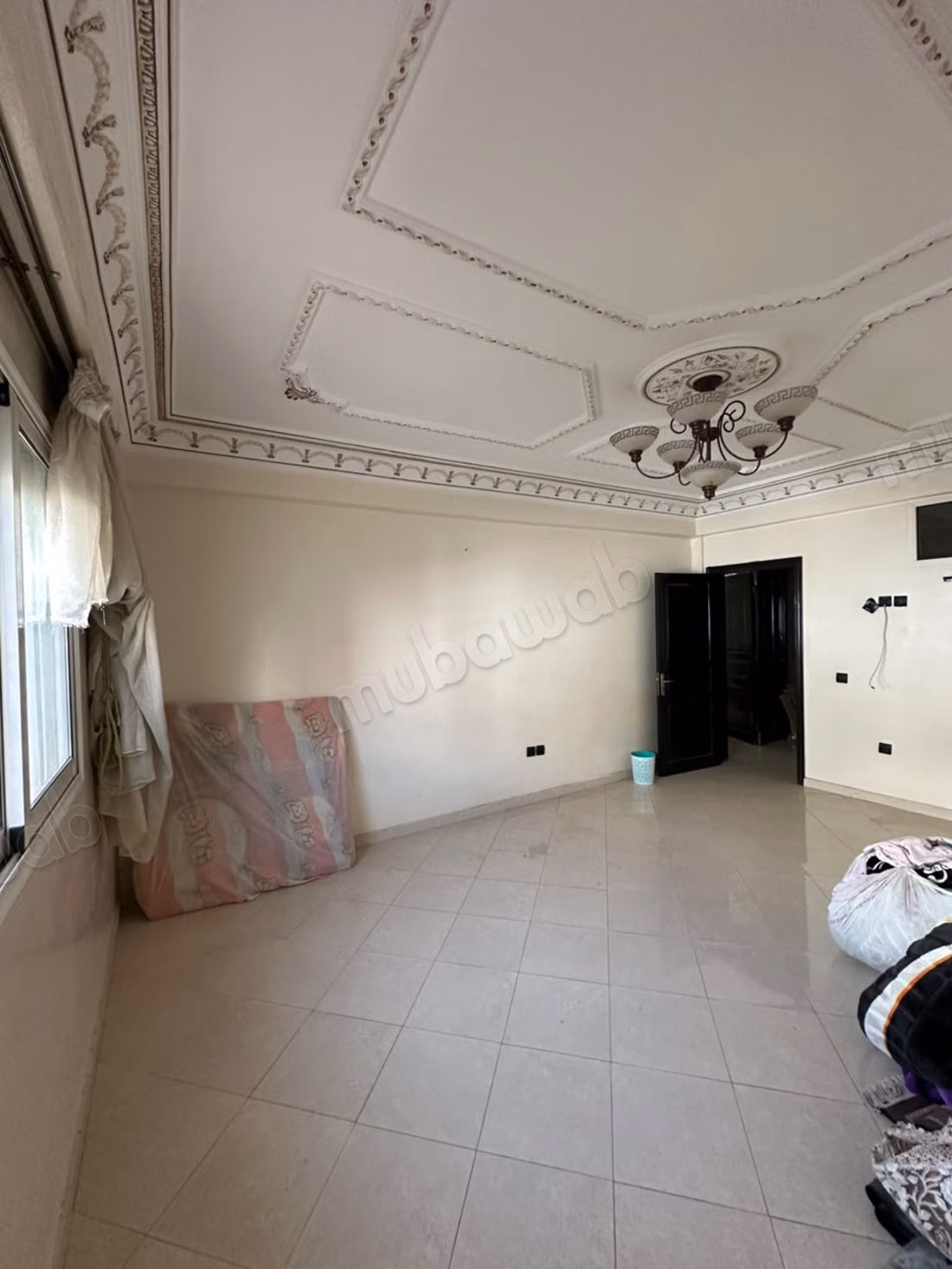 Grande Maison à Vendre à Islane 
Nassim