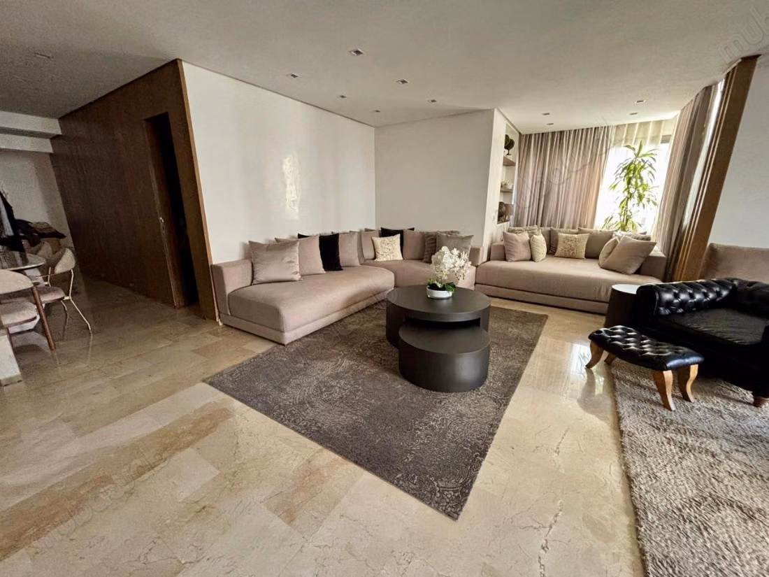 Appartamento con 3 Camere da Letto Arredato in Affitto – Boulevard d’Anfa