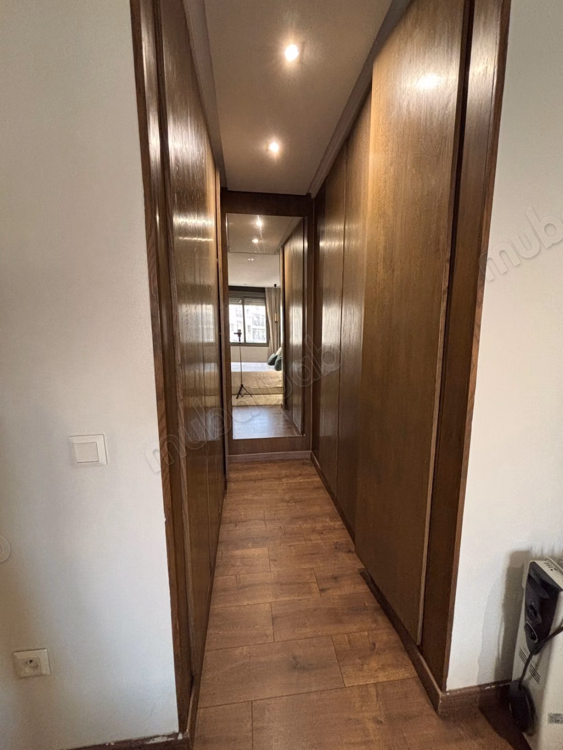 Appartamento con 3 Camere da Letto Arredato in Affitto – Boulevard d’Anfa
