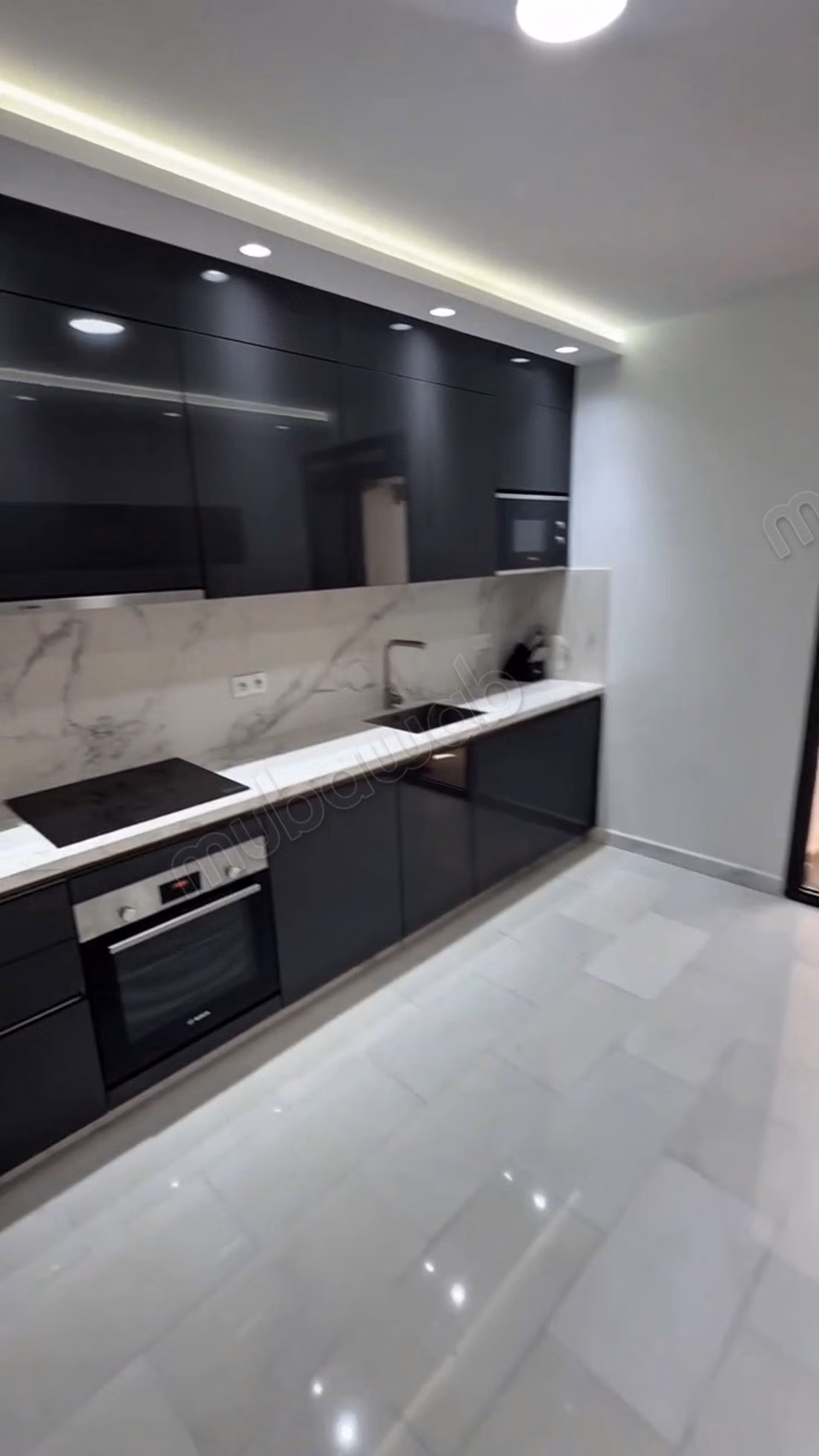 For sale now: apartments in the center. 3 Bedrooms. Fully furnished