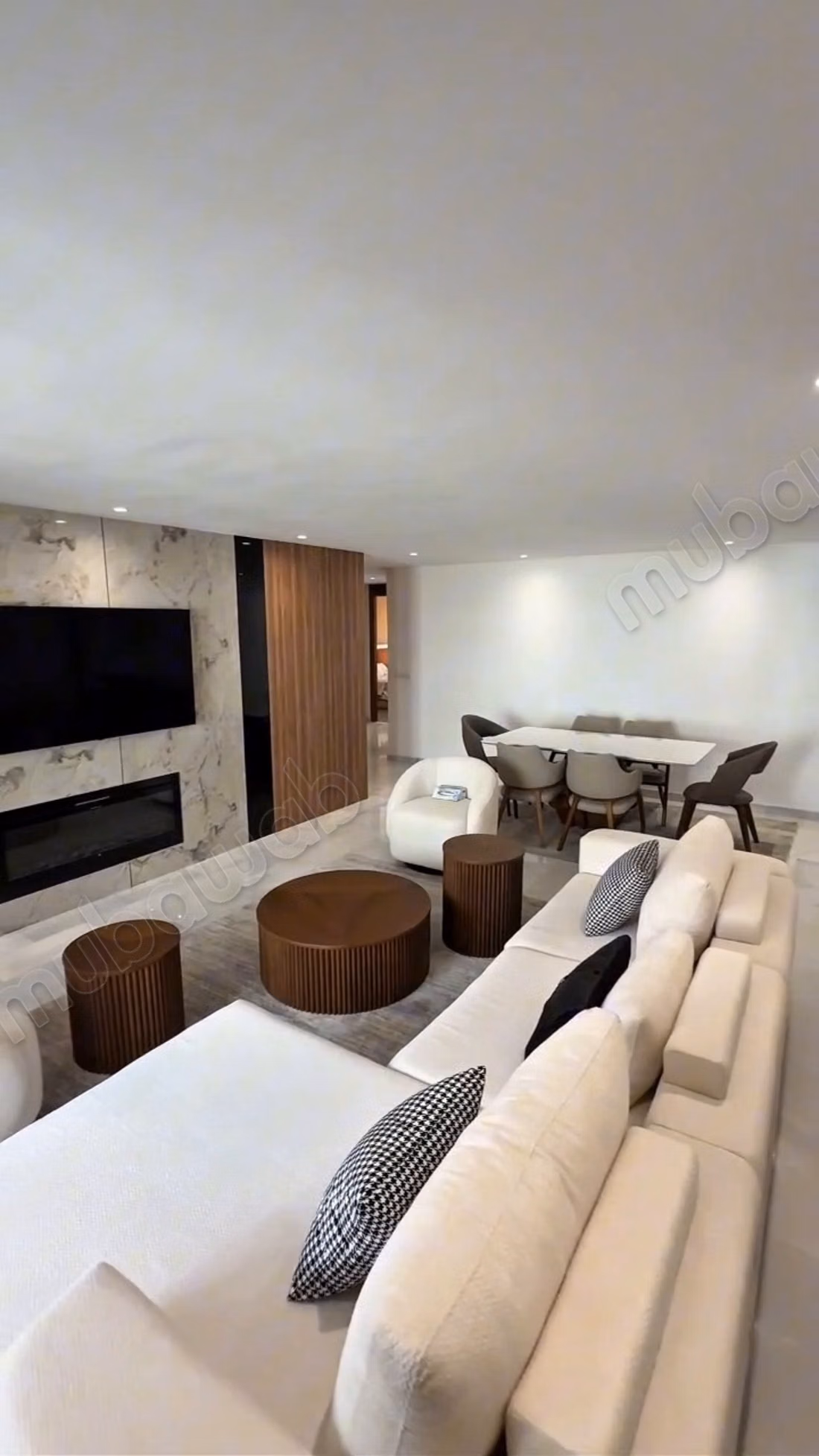 For sale now: apartments in the center. 3 Bedrooms. Fully furnished