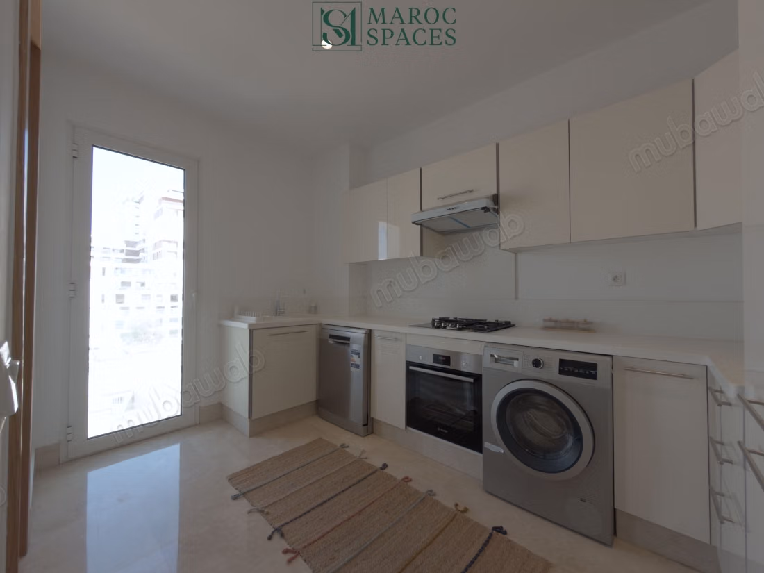 À louer, appartement 2 suites, cfc