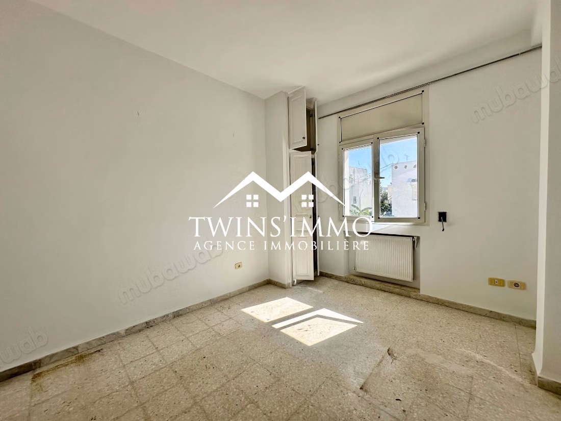 Étage de villa S2 à La Marsa