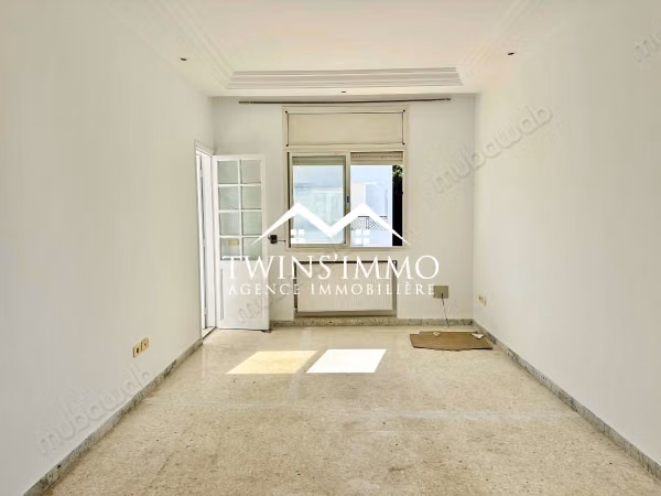 Étage de villa S2 à La Marsa