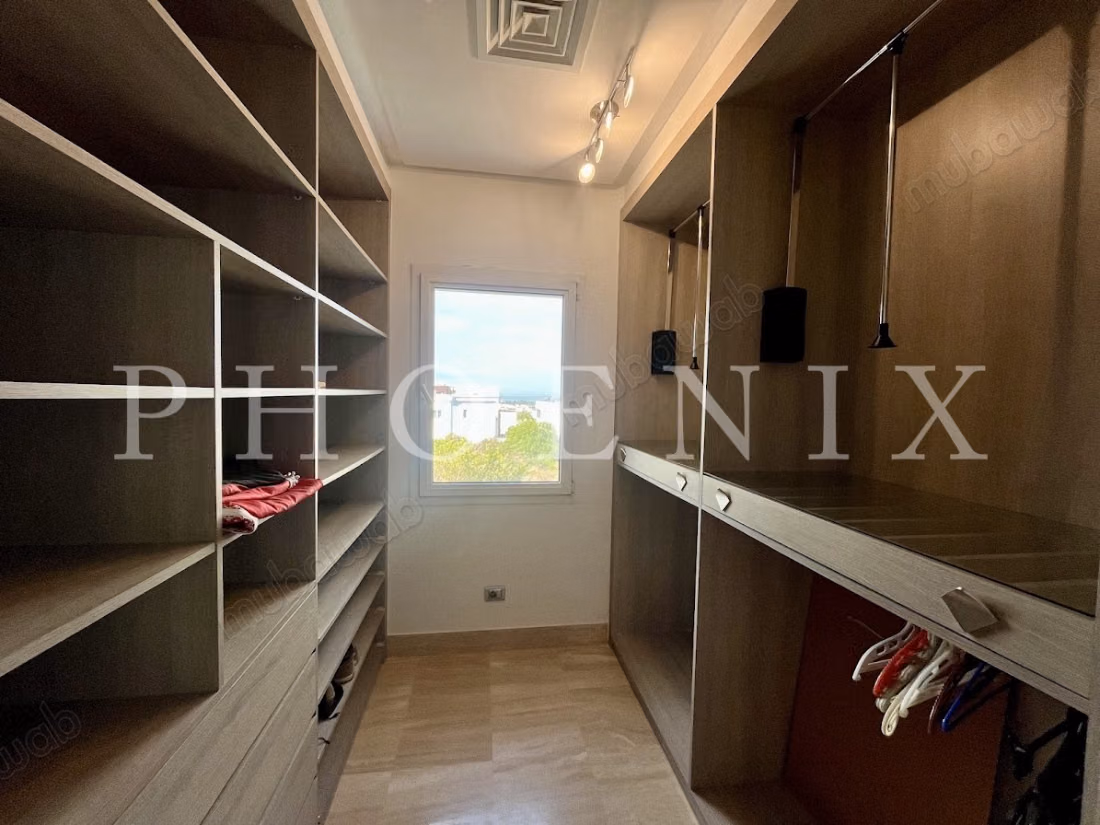 Appartement S3 meublé avec terrasse à Gammarth