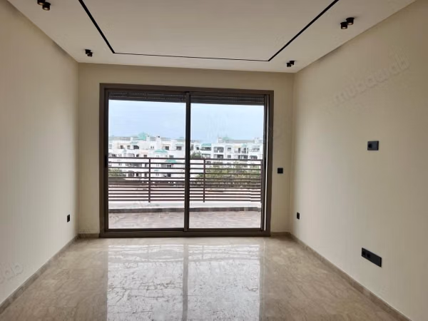 En venta estudios / apartamentos nuevos de 2 habitaciones en las princesas