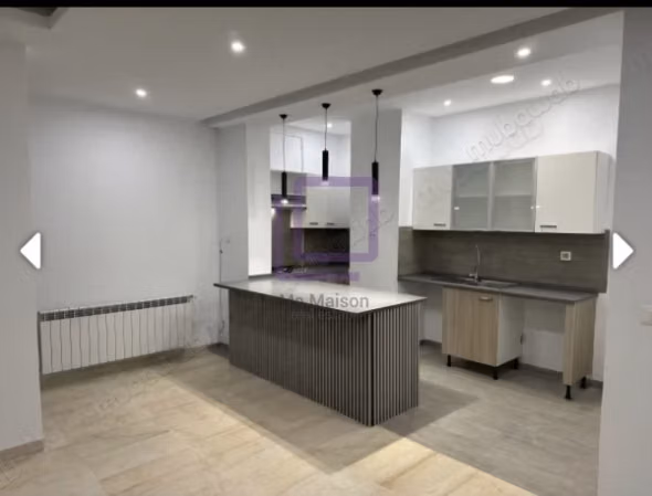 Un appartamento S2 di 100m² a Chotrana 1