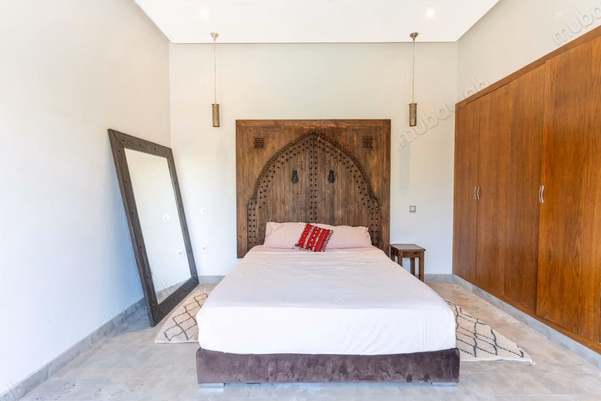 Villa for sale on Fes road with VNA