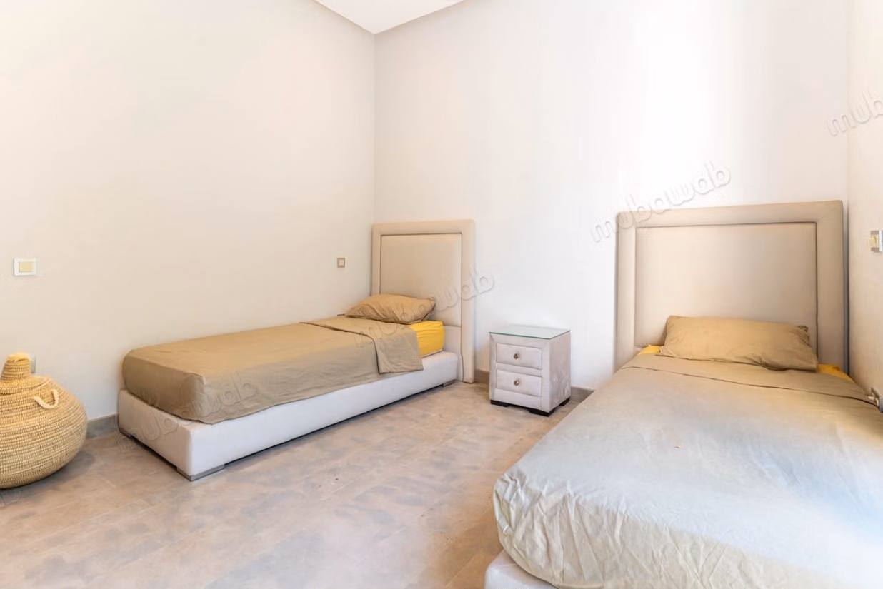 Villa for sale on Fes road with VNA