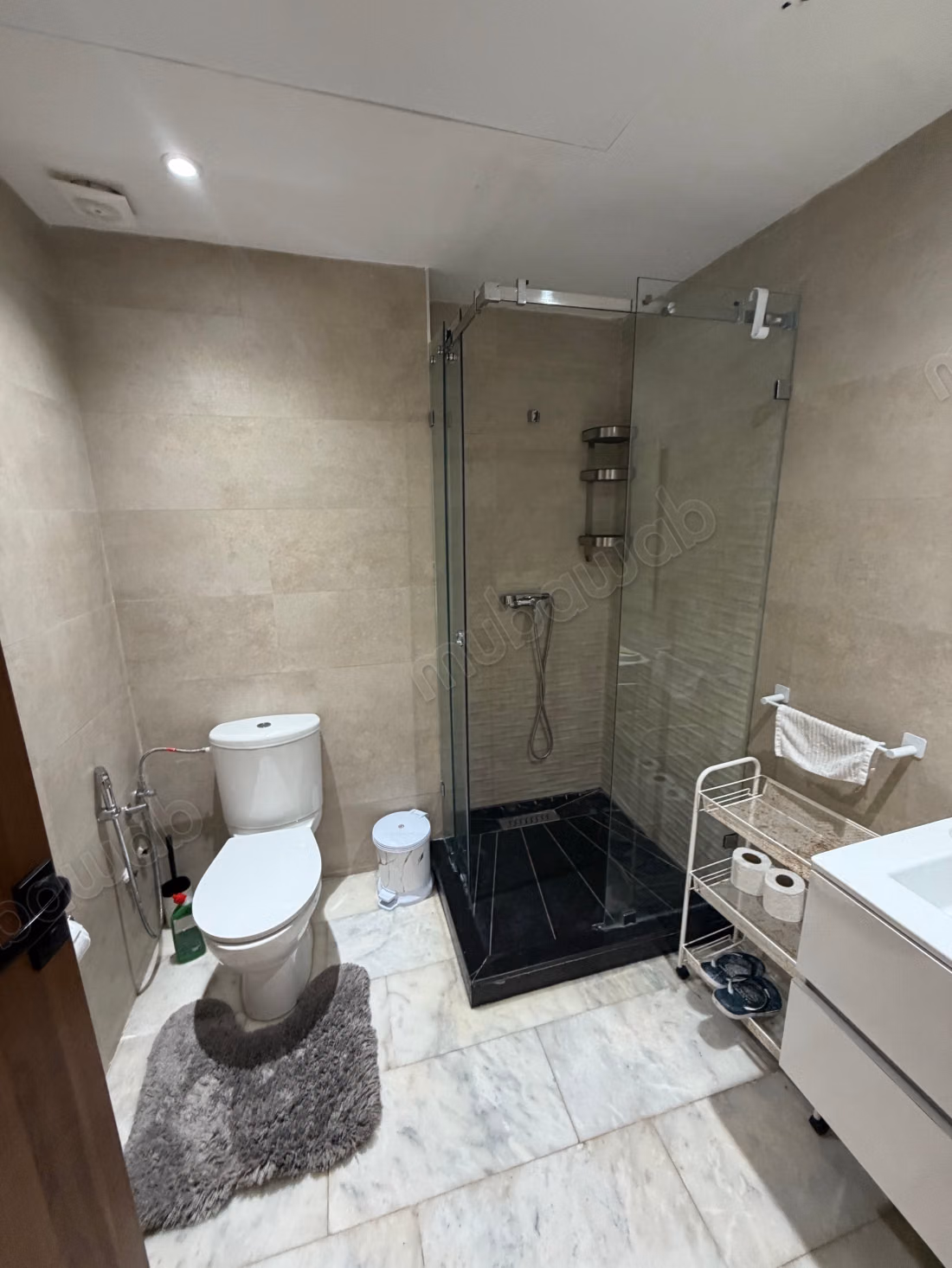 Stunning apartment for rent in Dar Bouazza. Area of 95 m². Furnished
