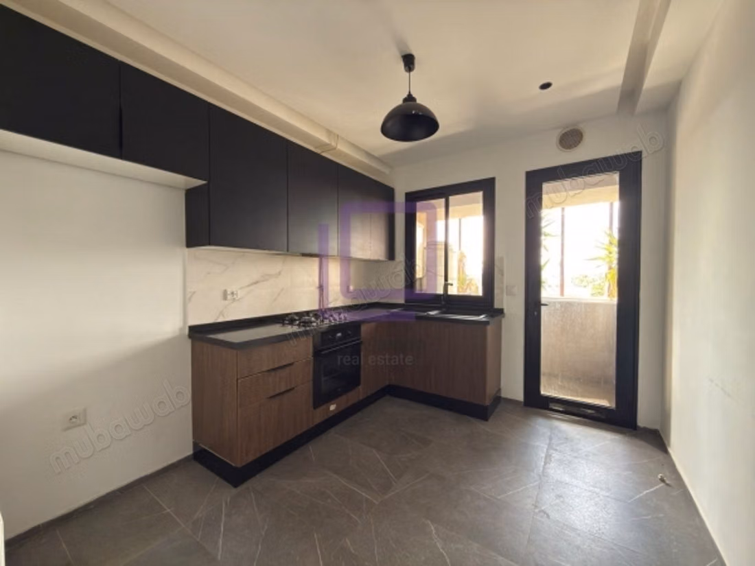 An S2 apartment of 123m² in Chotrana 1