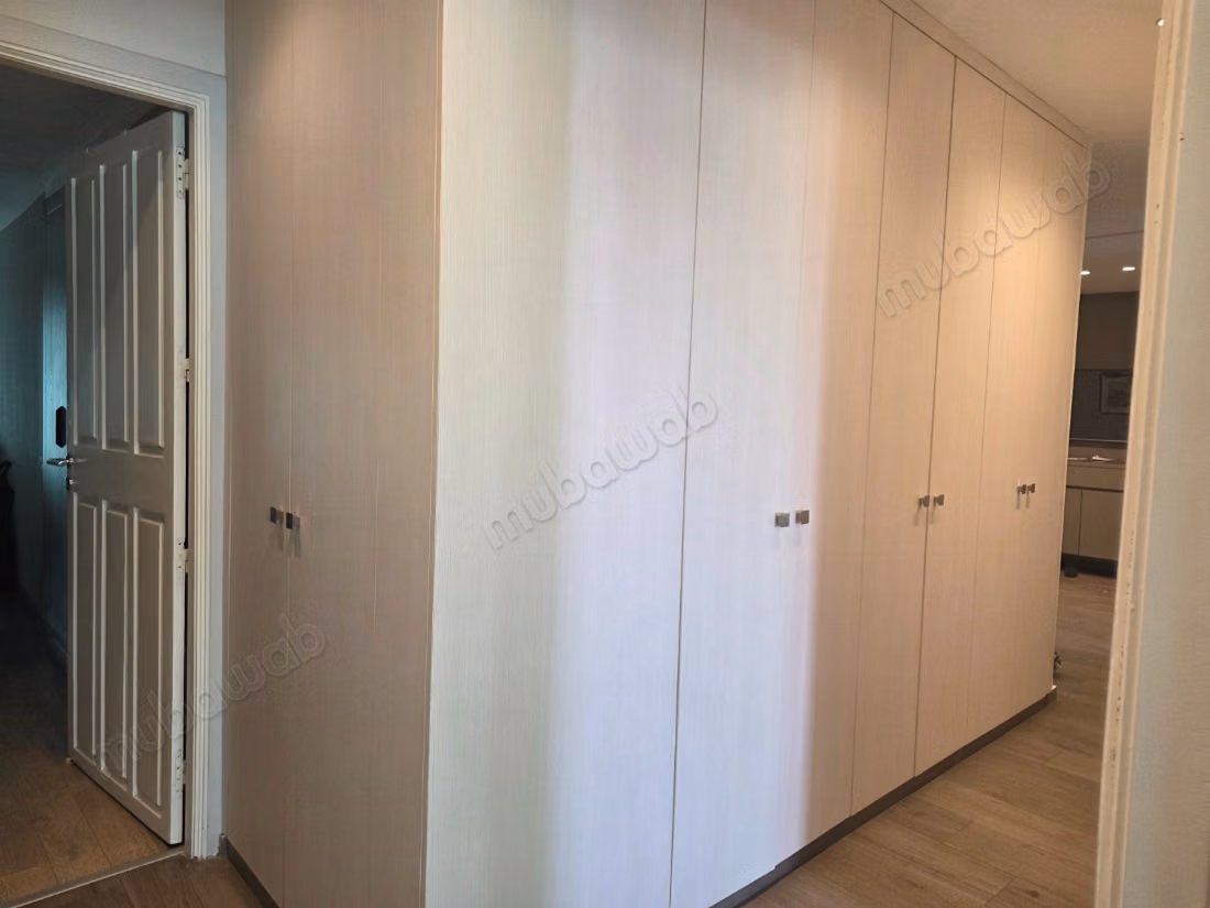 Verkoop van een mooi appartement in Val Fleury. 3 mooie slaapkamers. Lift en terras