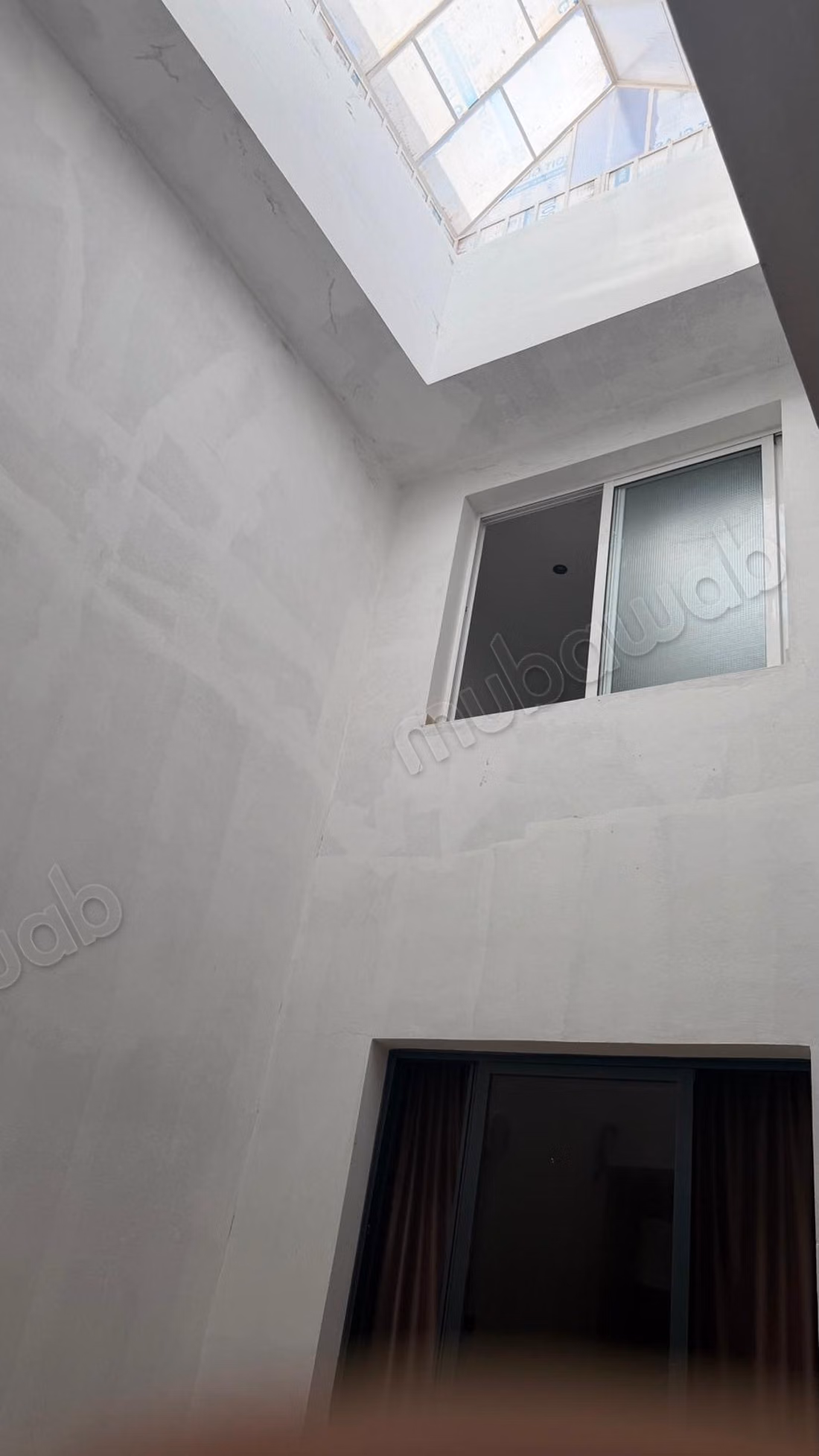 Belle villa à vendre à Borken, un environnement calme surplombant les montagnes, fenêtres à double vitrage