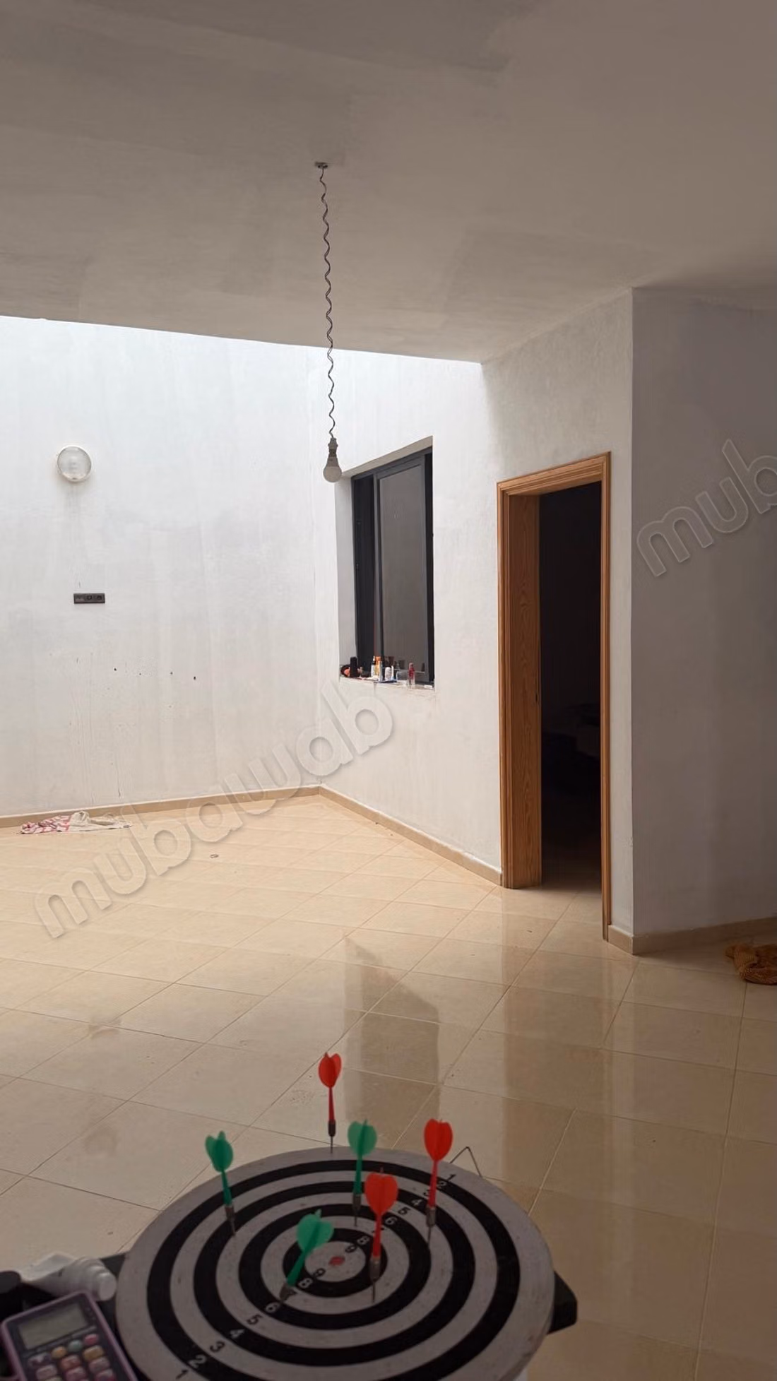 Belle villa à vendre à Borken, un environnement calme surplombant les montagnes, fenêtres à double vitrage