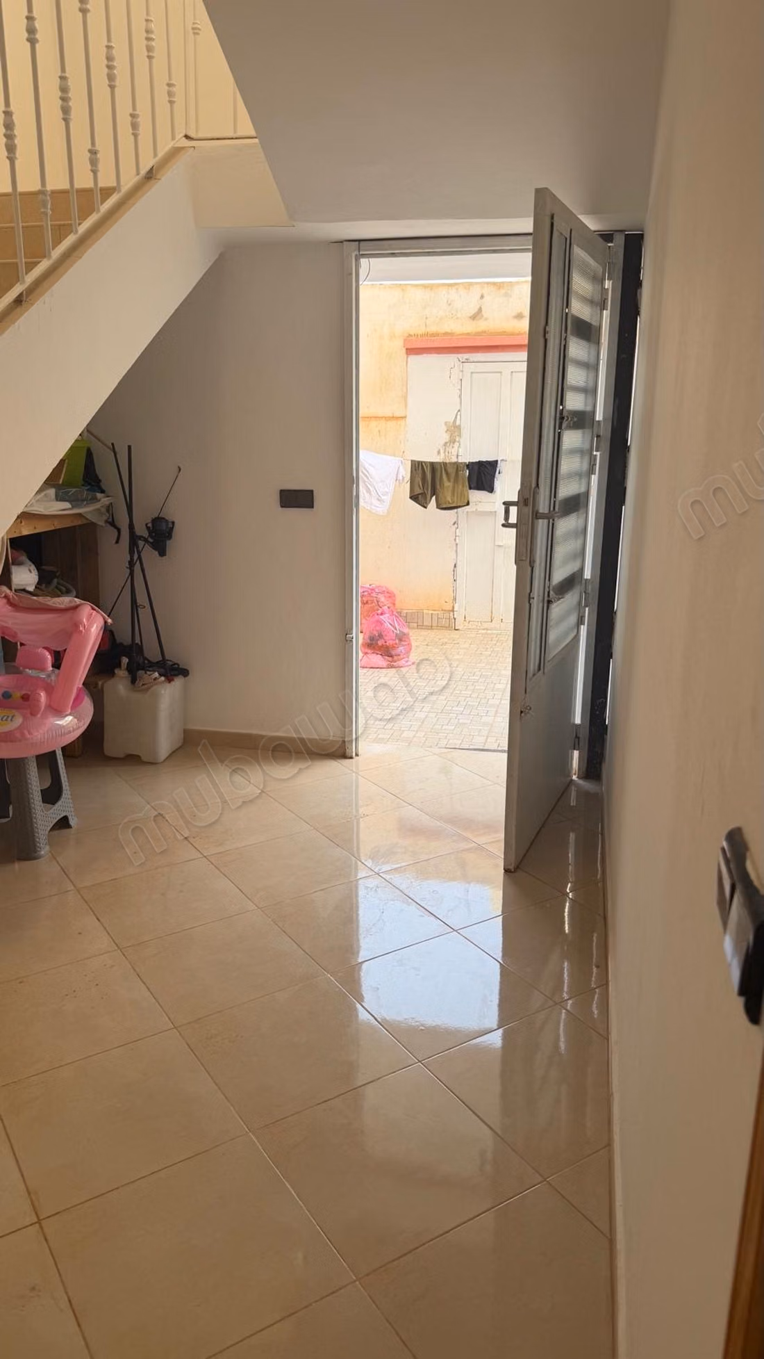 Belle villa à vendre à Borken, un environnement calme surplombant les montagnes, fenêtres à double vitrage