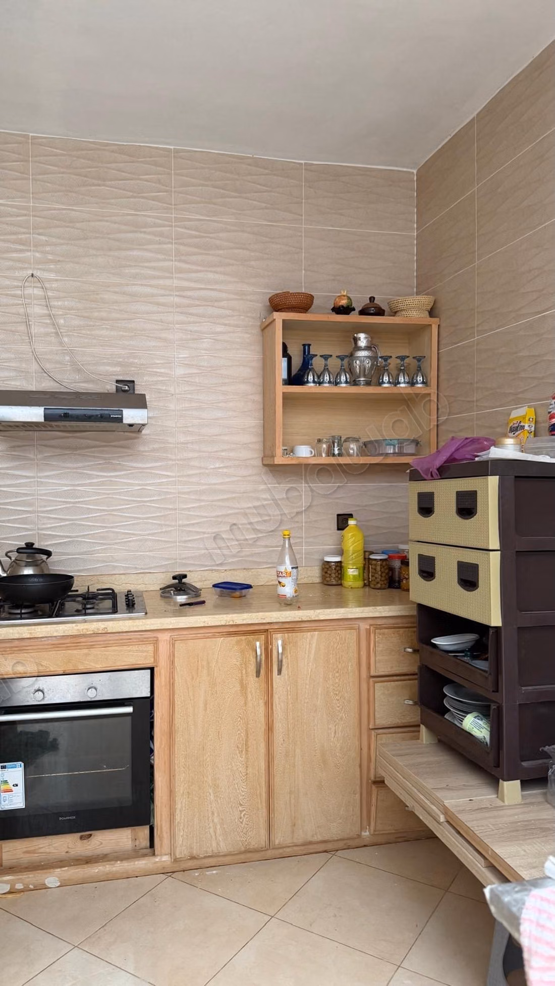 Belle villa à vendre à Borken, un environnement calme surplombant les montagnes, fenêtres à double vitrage