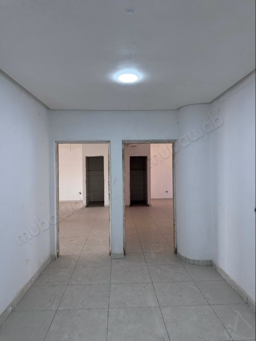 Immeuble à vendre Oulfa 
Superficie 500m² 
Ascenseur