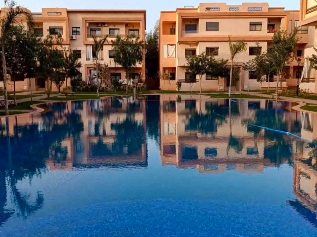À VENDRE – Appartement à Targa, Résidence avec Piscine