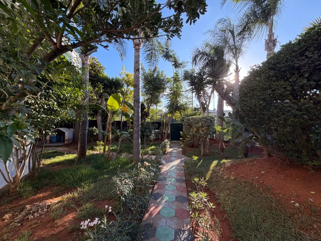 Magnifique villa meublé sur la ville verte