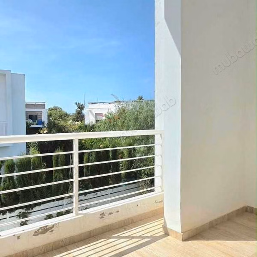 Villa à Louer de 243.0 m² à Dar Bouazza,
Tamaris2