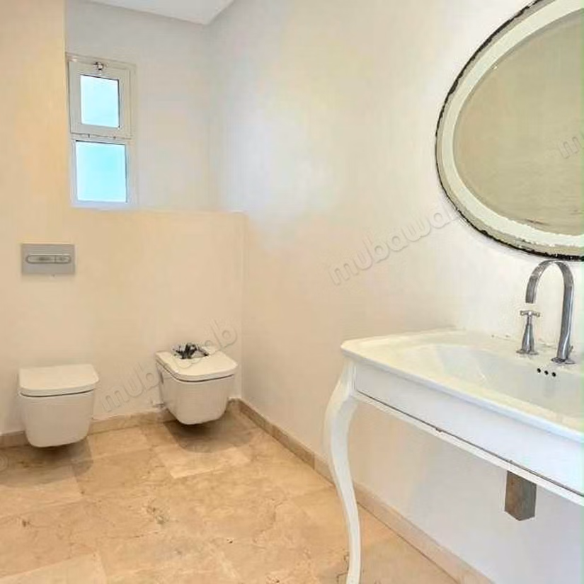 Villa à Louer de 243.0 m² à Dar Bouazza,
Tamaris2
