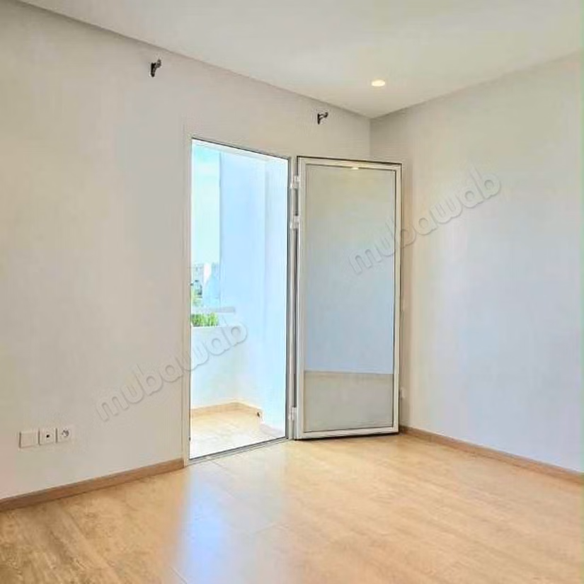 Villa à Louer de 243.0 m² à Dar Bouazza,
Tamaris2