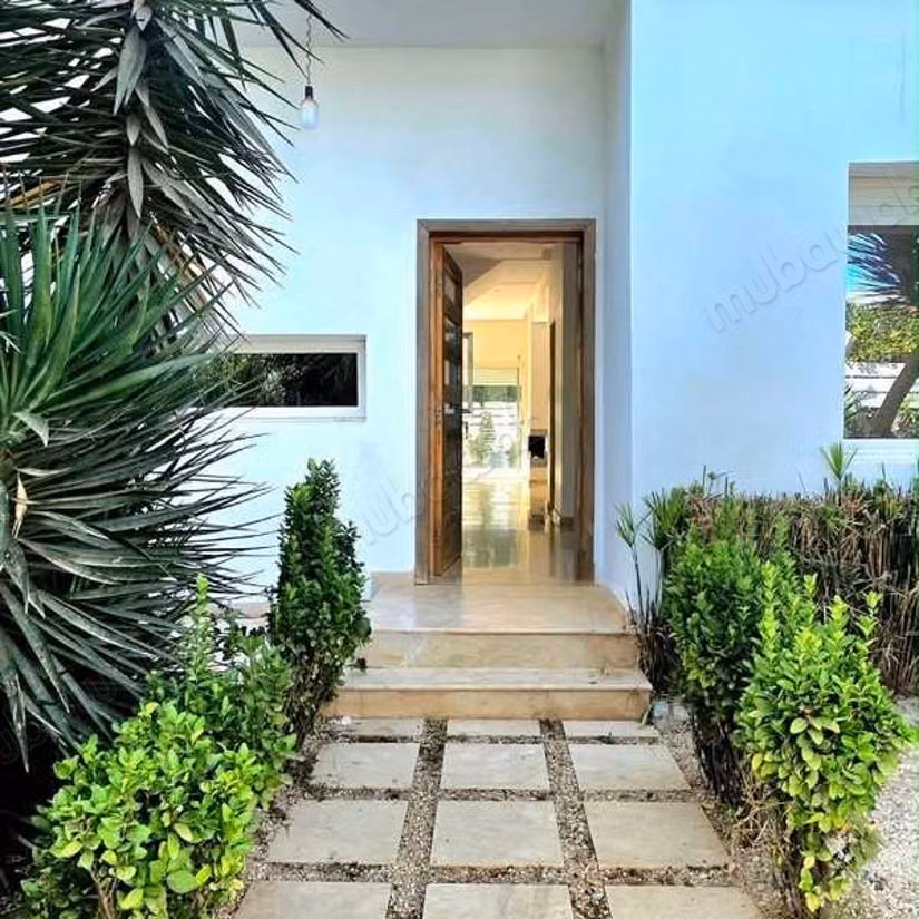 Villa à Louer de 243.0 m² à Dar Bouazza,
Tamaris2