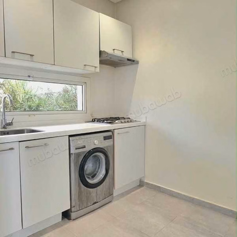 Villa à Louer de 243.0 m² à Dar Bouazza,
Tamaris2