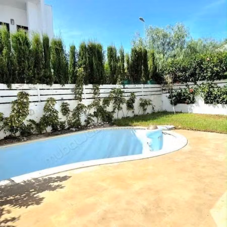 Villa à Louer de 243.0 m² à Dar Bouazza,
Tamaris2