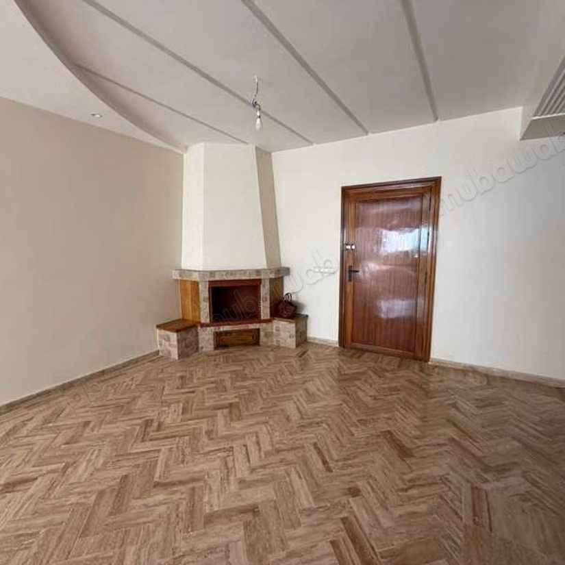 Appartement à Louer de 131.0 m² à Casablanca, Hopitaux